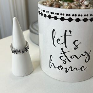 Bomb Party ring size 8